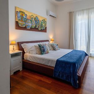 Camera con letto king size